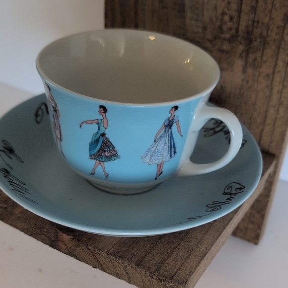 Rustic Wooden Teapot and Cup Handmade Bird Feeder Ladies Tea Time - Picture 4 of 16